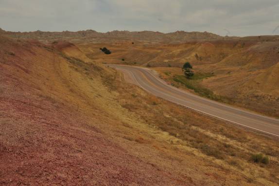 Paisagens coloridas no Badlands National Park, em South Dakota, nos Estados Unidos